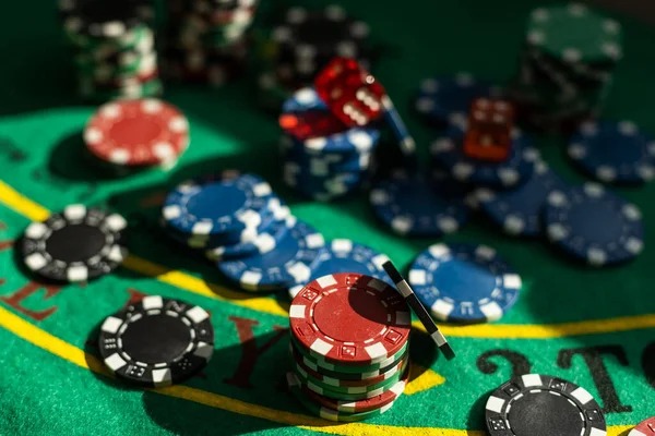 Mobile blackjack gameplay on inter4d platform showing live dealer and betting interface
